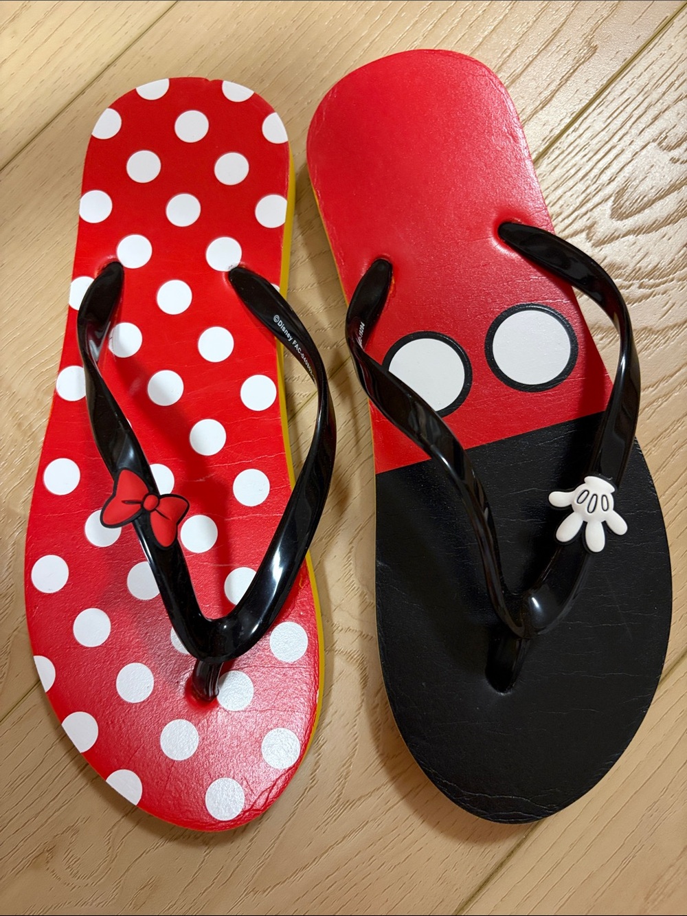 Disney Mickey & Minnie Flip Flops, sz M (US 7-8)